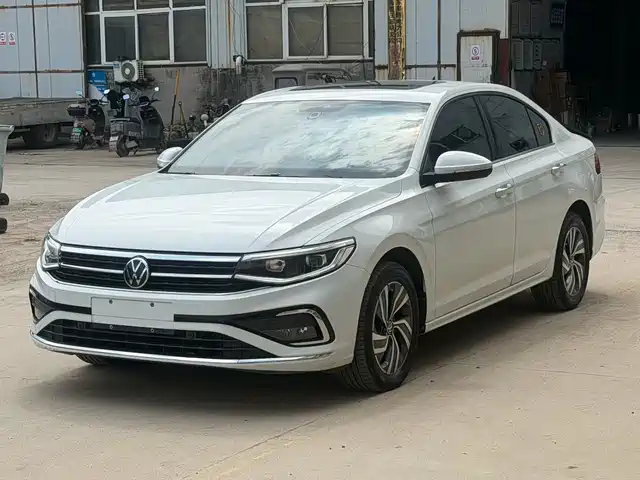 Volkswagen Bora 2023