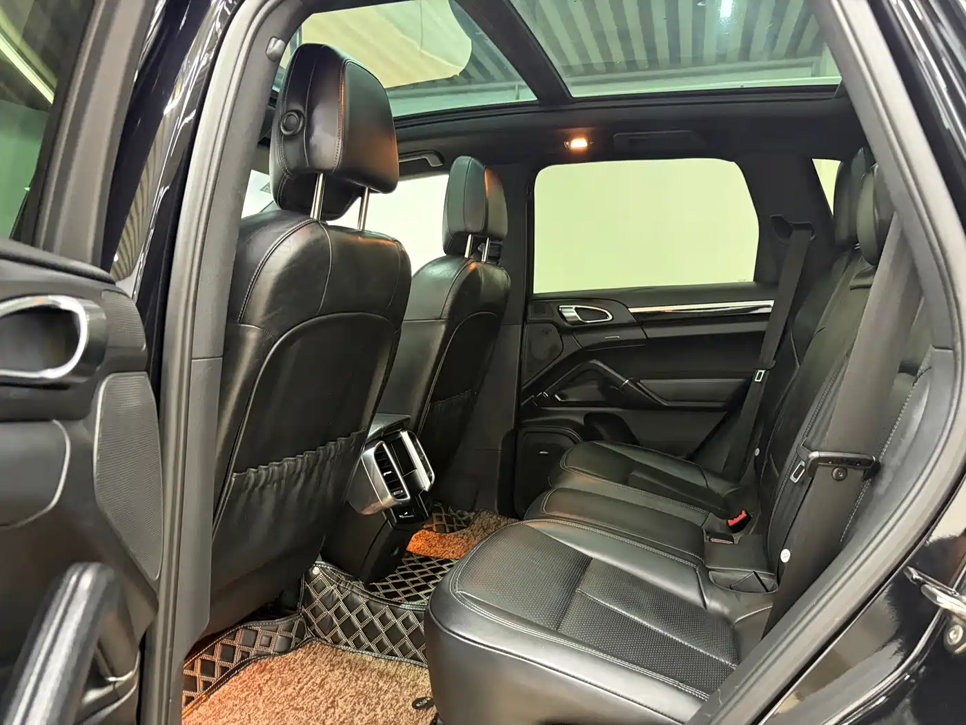 Porsche Cayenne 2011 Cayenne 3.0T фото 5