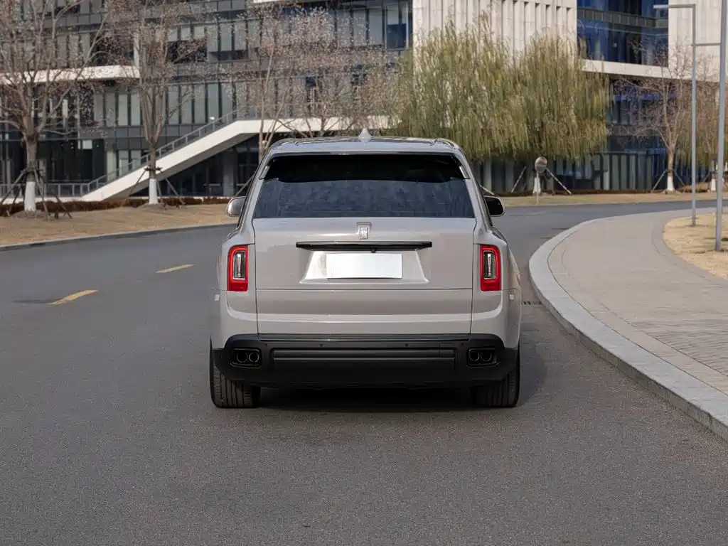 ROLLS-ROYCE CULLINAN