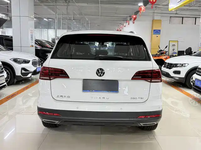 Volkswagen Tharu 2022 280TSI FWD Luxury Edition — фото 5