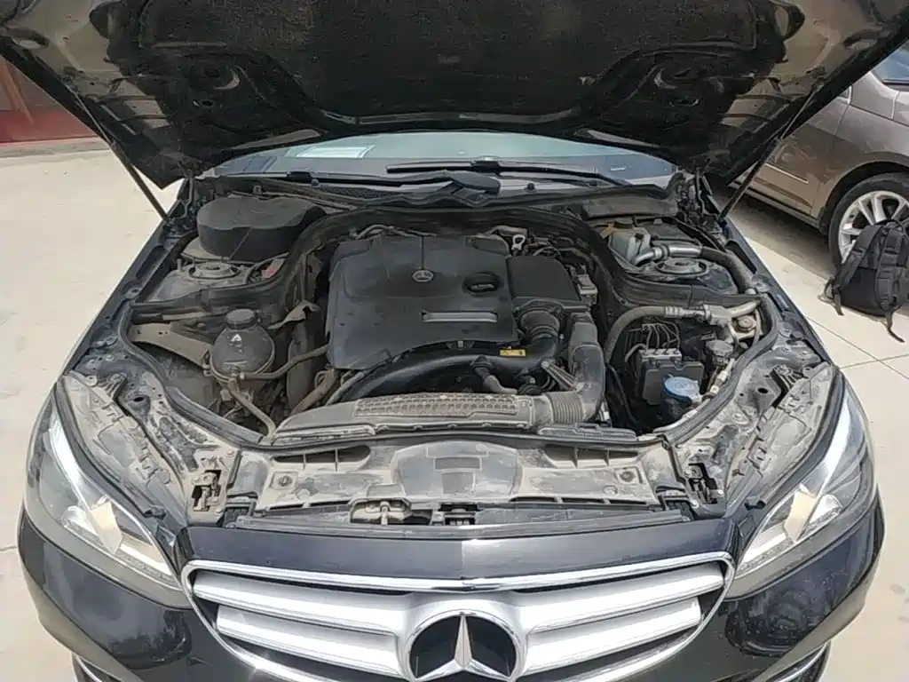 صورة 20 - Mercedes-Benz E-Class