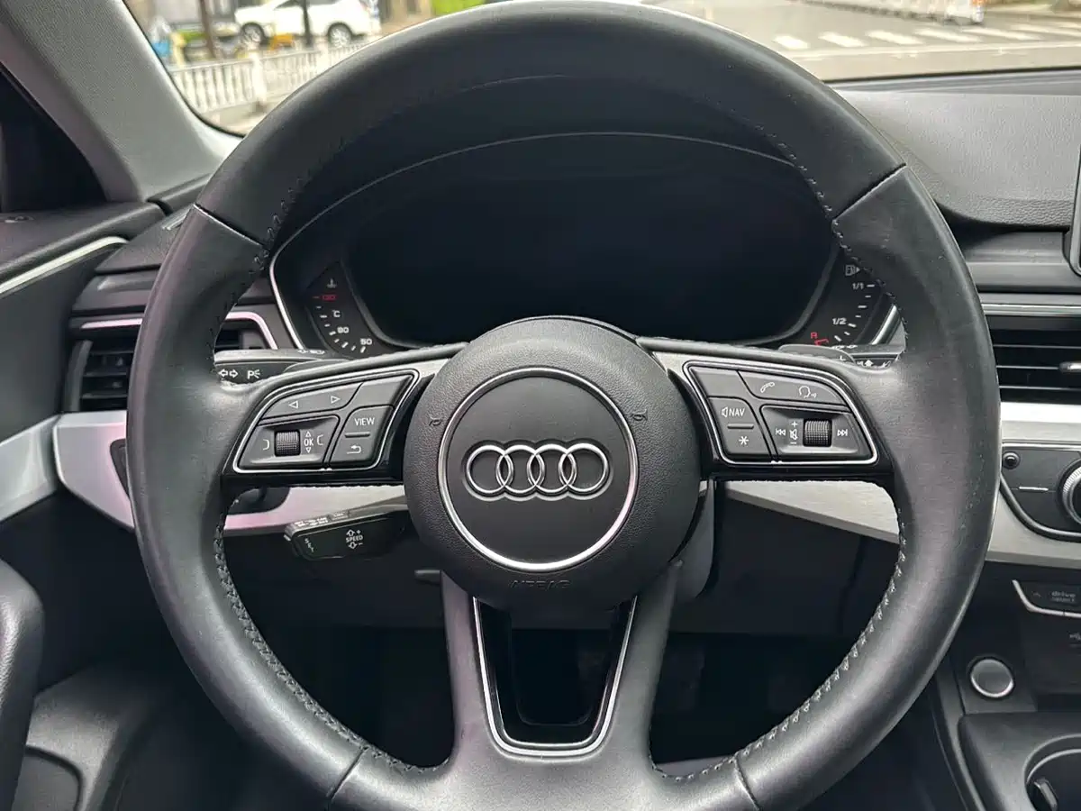 Audi A4L 2019 40 TFSI Fashion (China V) фото 11