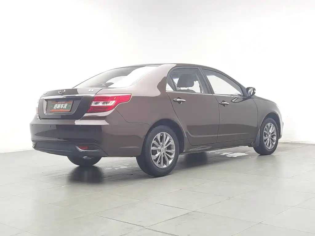 Фото 2 - Geely Vision