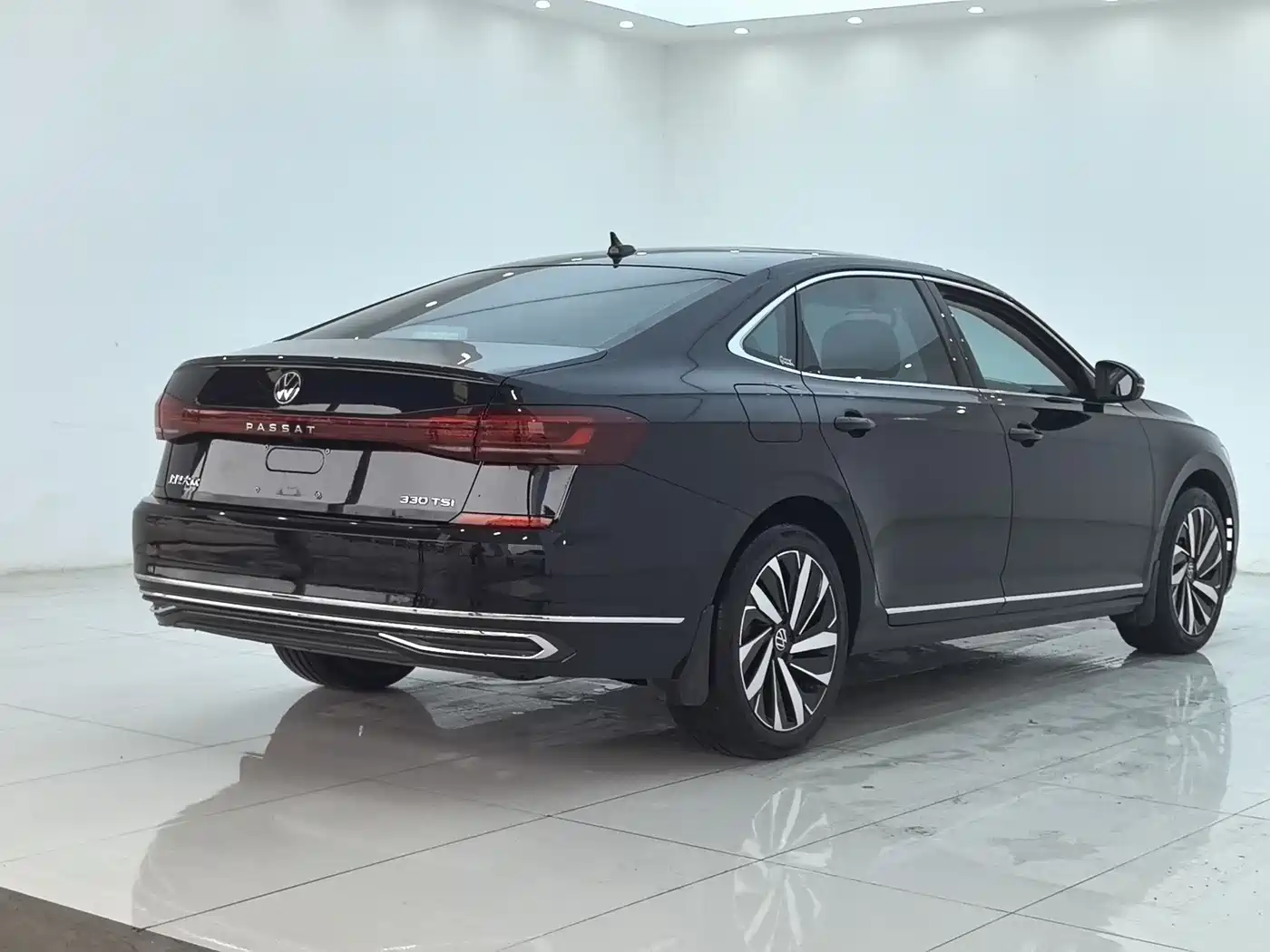 Volkswagen Passat 2024 330TSI Elite Edition фото 12