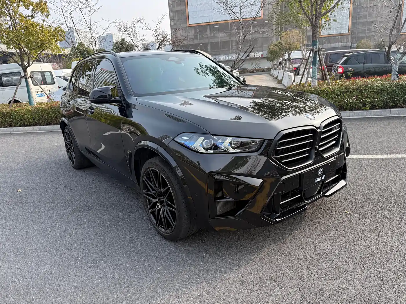 BMW X5 M 2023 Model X5 M Thunder Edition фото 3