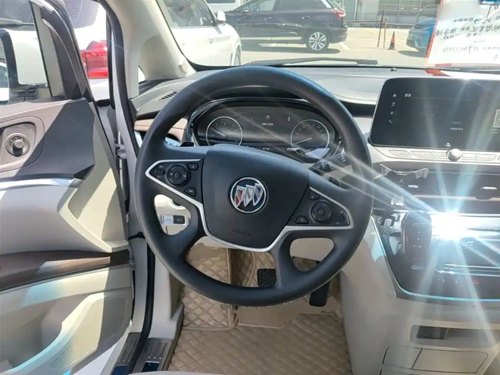 Buick GL8 2023 Model Land Business Class Smart фото 11
