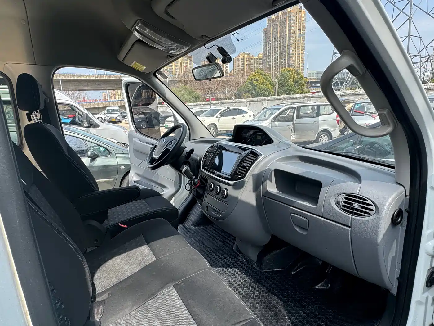 SAIC MAXUS XINTU V80