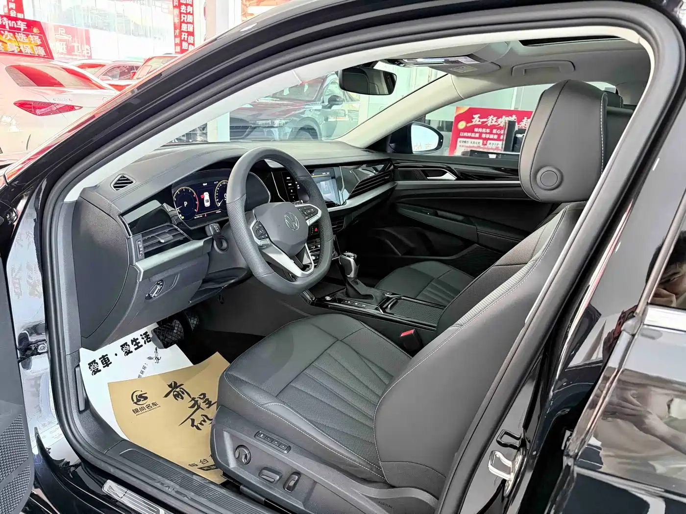 Volkswagen Passat 2026 2026 Outstanding Edition 380TSI Starlight Dragon Soaring Version
