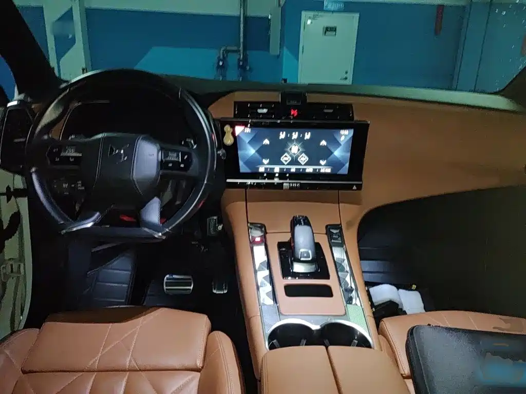 DS 7 2019 2018 45THP Rivoli Pioneer Edition