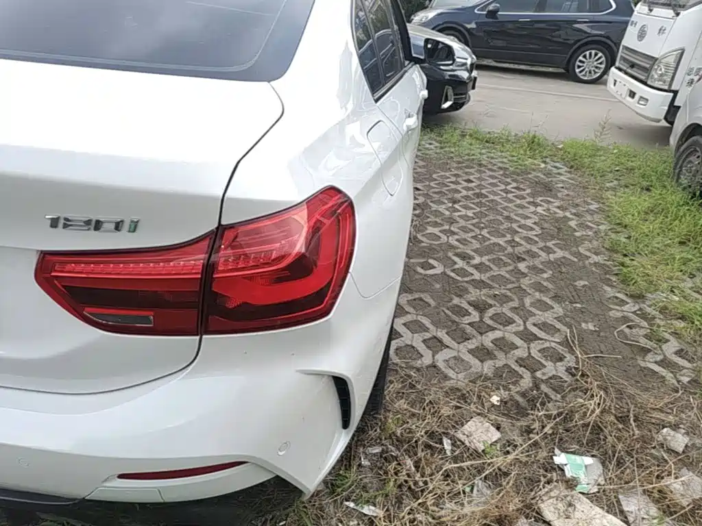 Фото 8 - BMW 1 Series