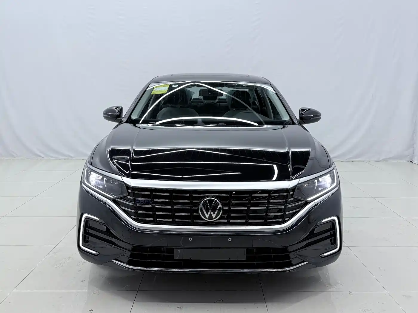 VOLKSWAGEN PASSAT NEW ENERGY