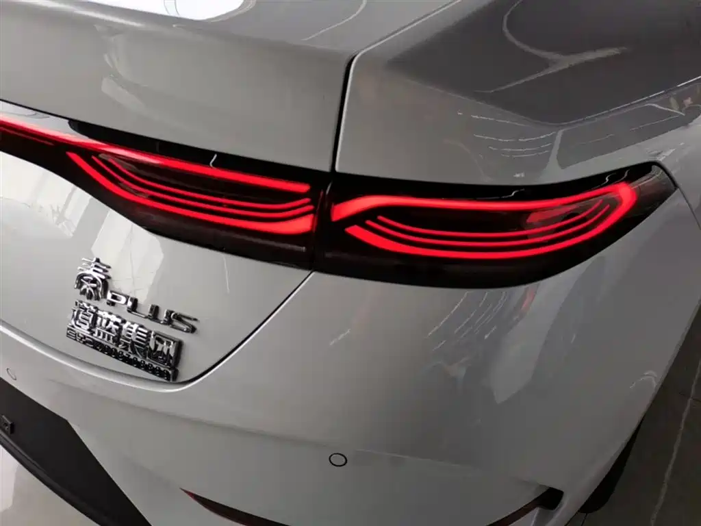 Фото 8 - BYD Qin PLUS