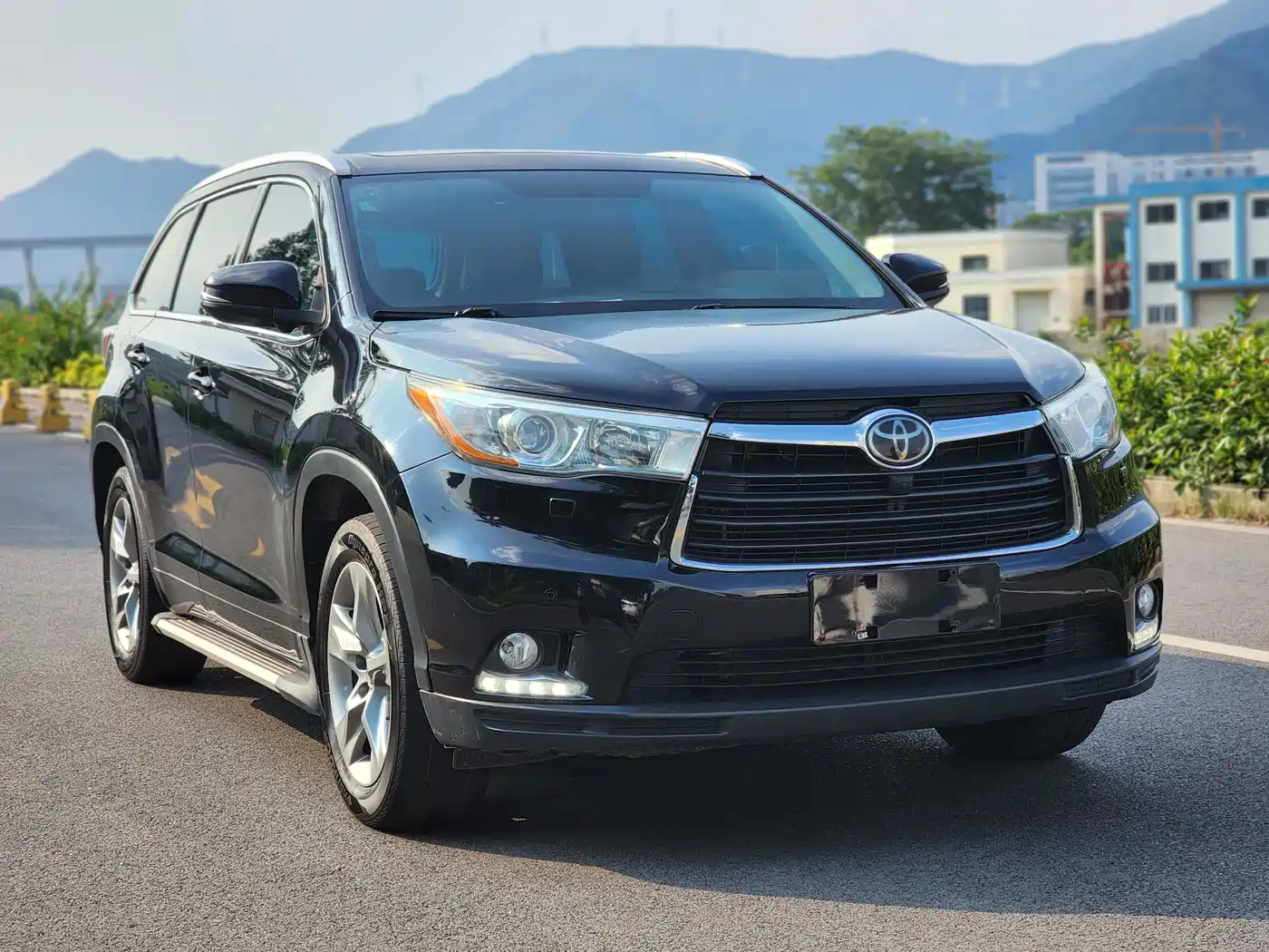 Фото 3 - Toyota Highlander