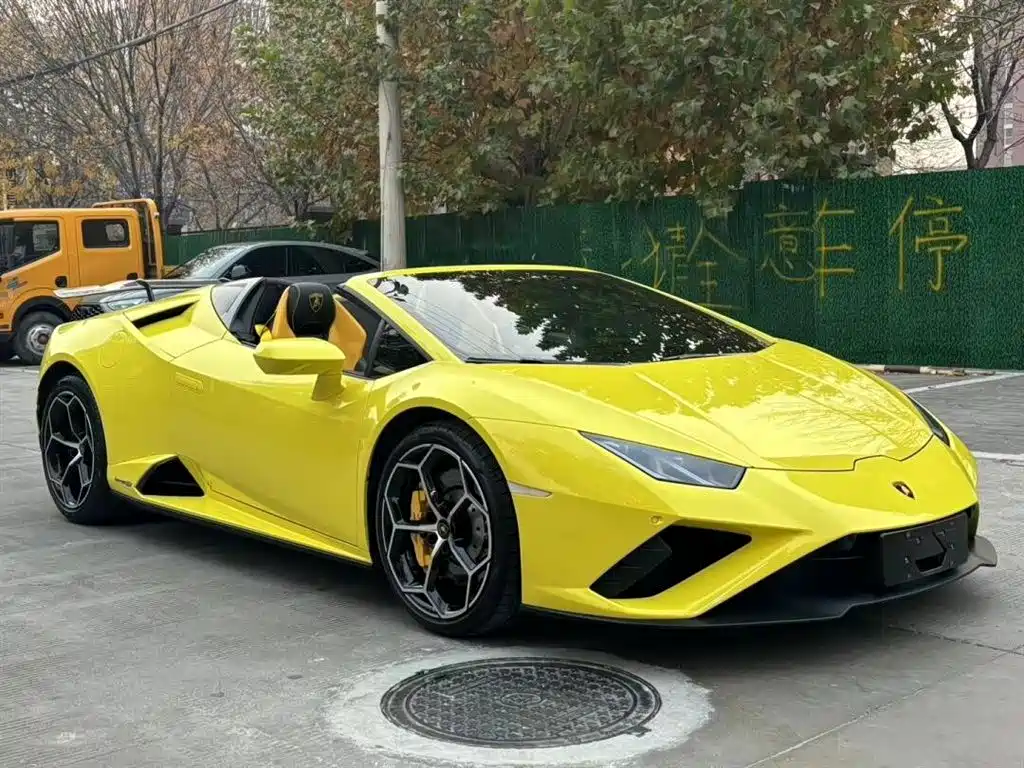 Lamborghini Huracán 2020 Huracán EVO RWD Spyder фото 3