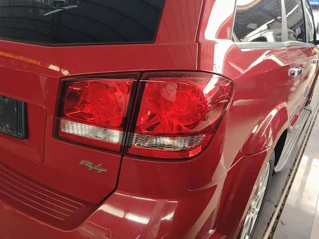 Dodge Journey 2016 2013 Model 2.4L 2WD Premium Edition