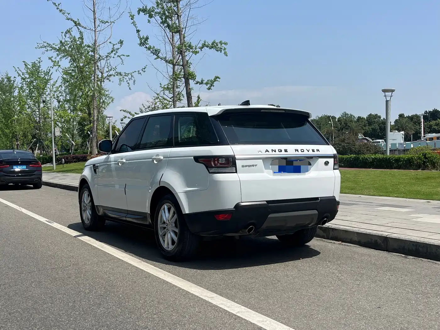 Land Rover Range Rover Sport 2017 3.0 SC V6 HSE фото 9