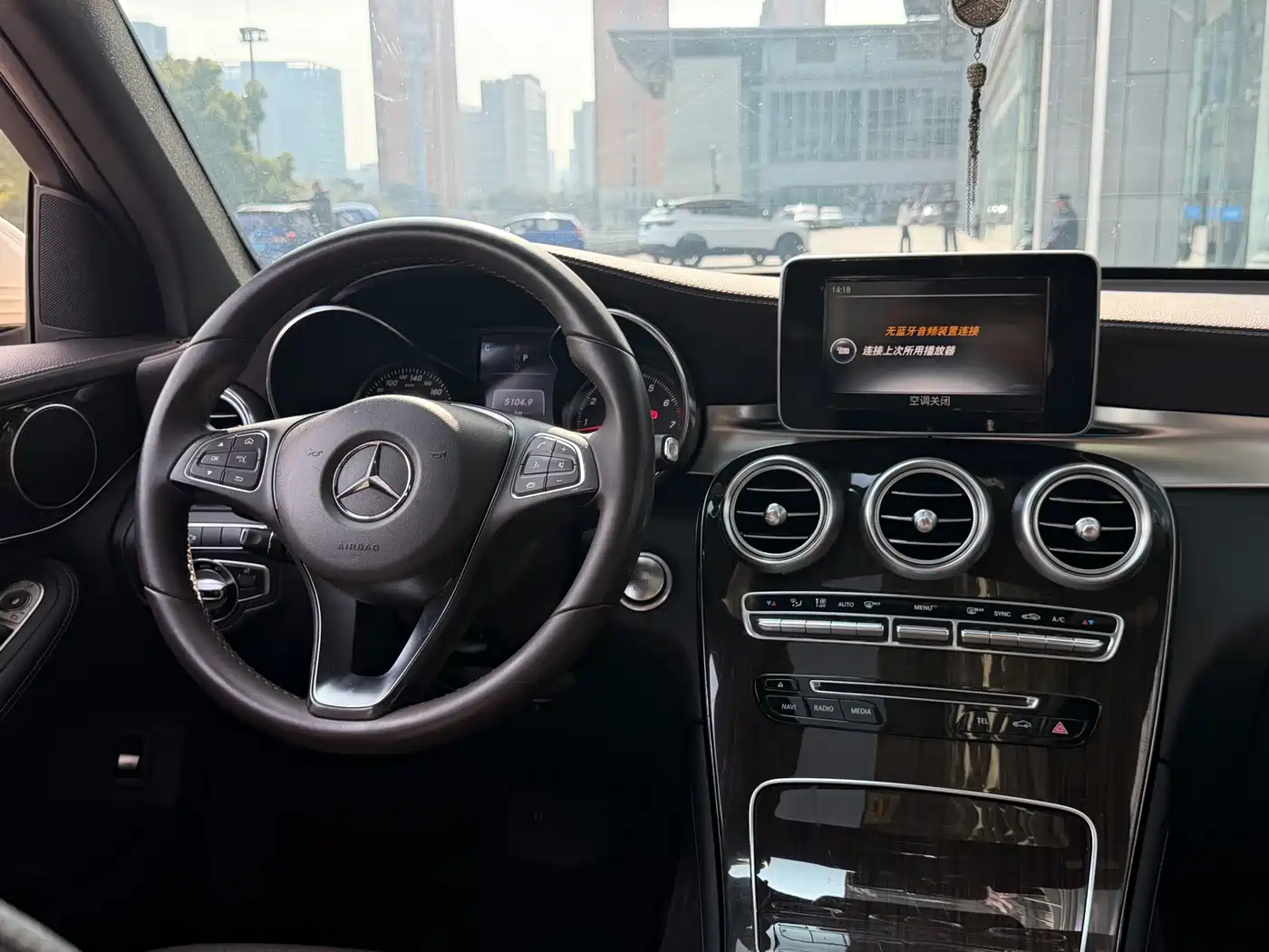Mercedes-Benz GLC 2016 GLC 260 4MATIC Luxury фото 8