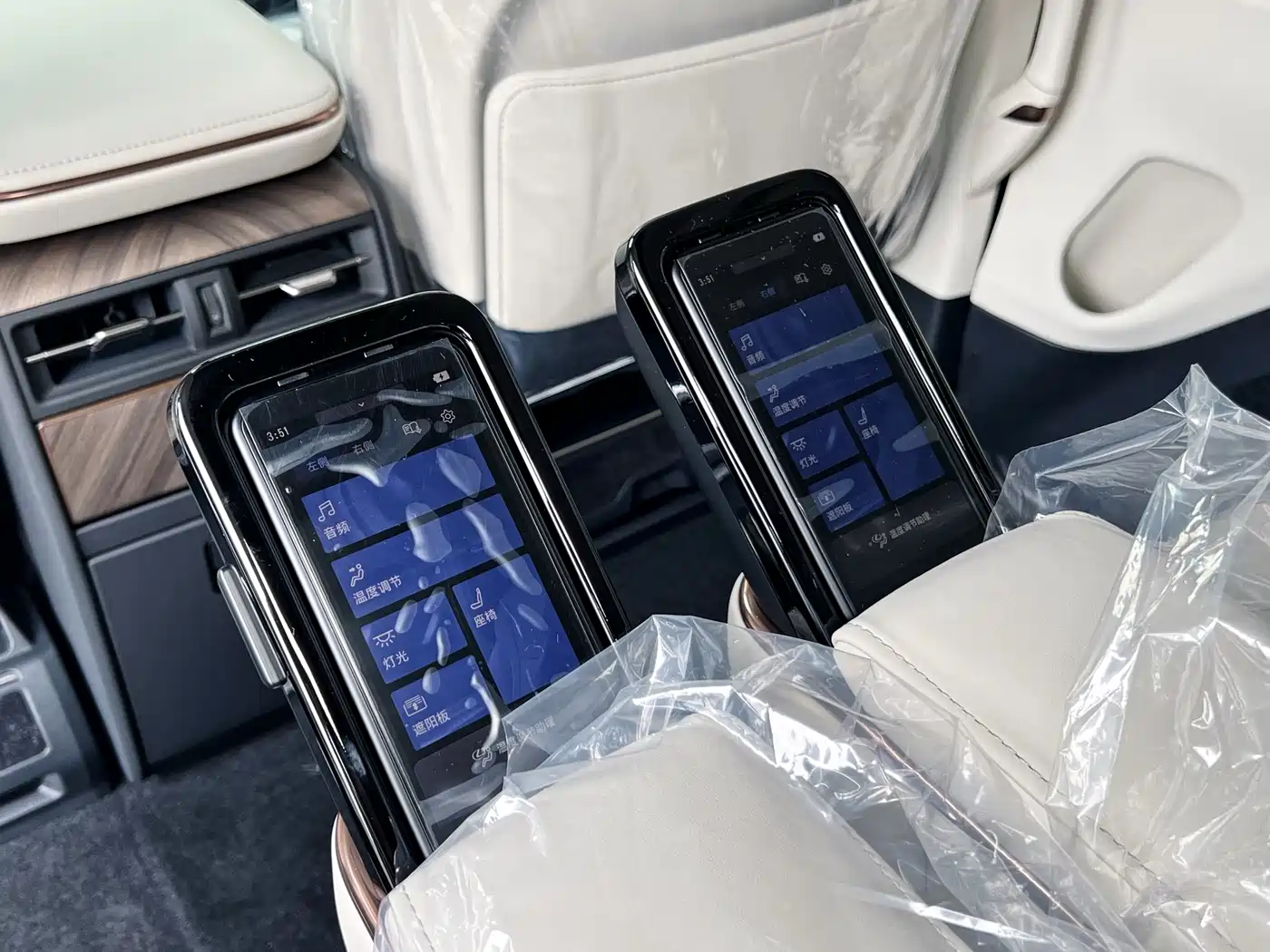 Lexus LM 2025 Model 500h Six-Seater Prestige Edition фото 12
