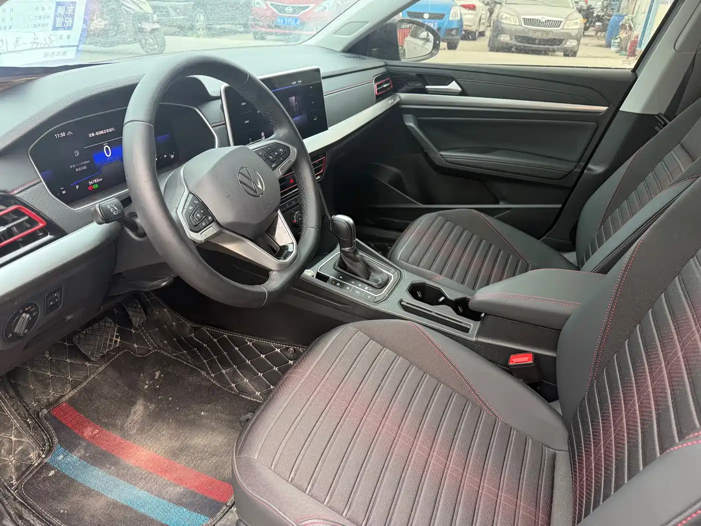 Volkswagen Lavida 2023 300TSI DSG Starlight Full Comfort Edition фото 4