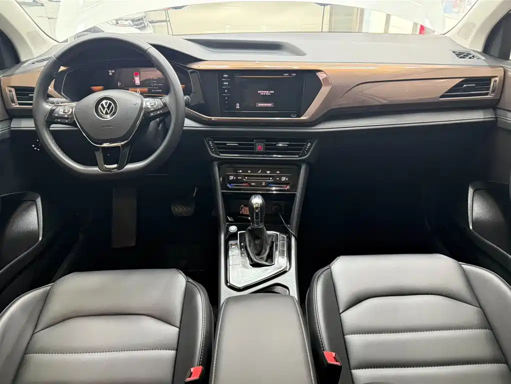 Volkswagen Tharu 2022 280TSI 2WD Comfort фото 20