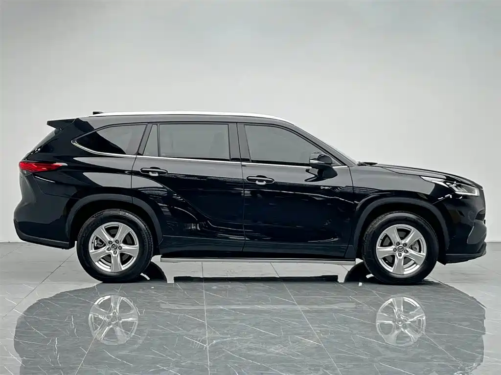 Toyota Highlander 2024 2.5L Smart Hybrid 2WD Elite 7-seater фото 8