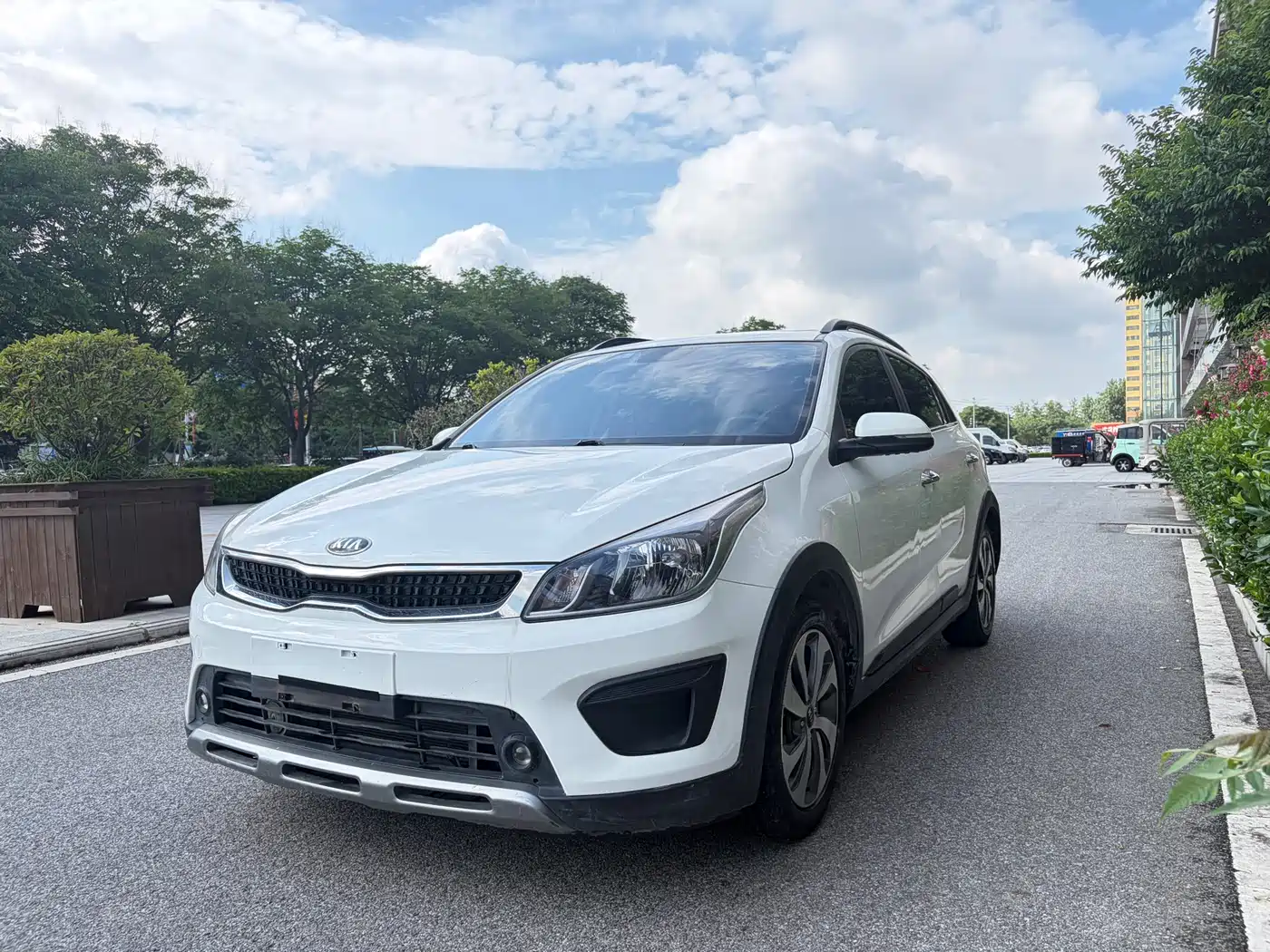 KIA KX CROSS