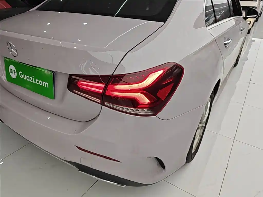 Mercedes-Benz A-Class 2022 Facelift A 200 L Sport Sedan Fashion Style фото 8