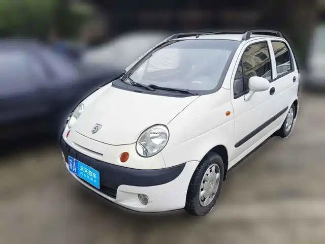  Baojun Lechi 2012 Facelift 1.0L Manual P-TEC Standard