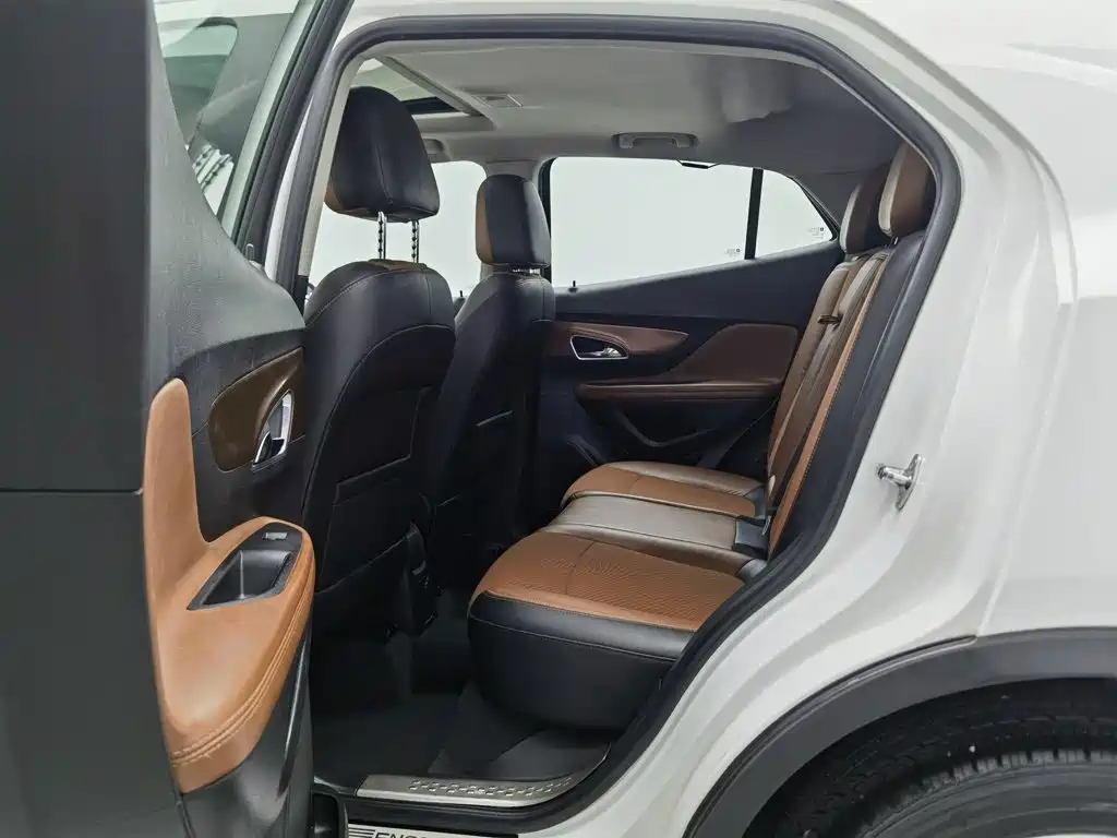 Фото 15 - Buick Encore