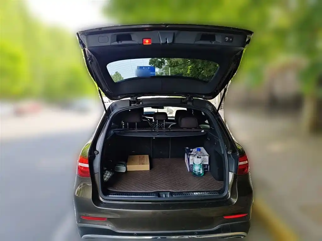 Mercedes-Benz GLC 2017 GLC 260 4MATIC Luxury фото 16