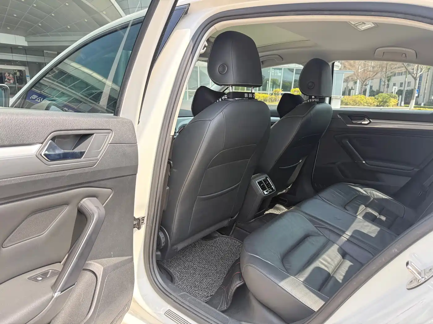 Volkswagen Lamando 2015 280TSI DSG Comfort фото 8