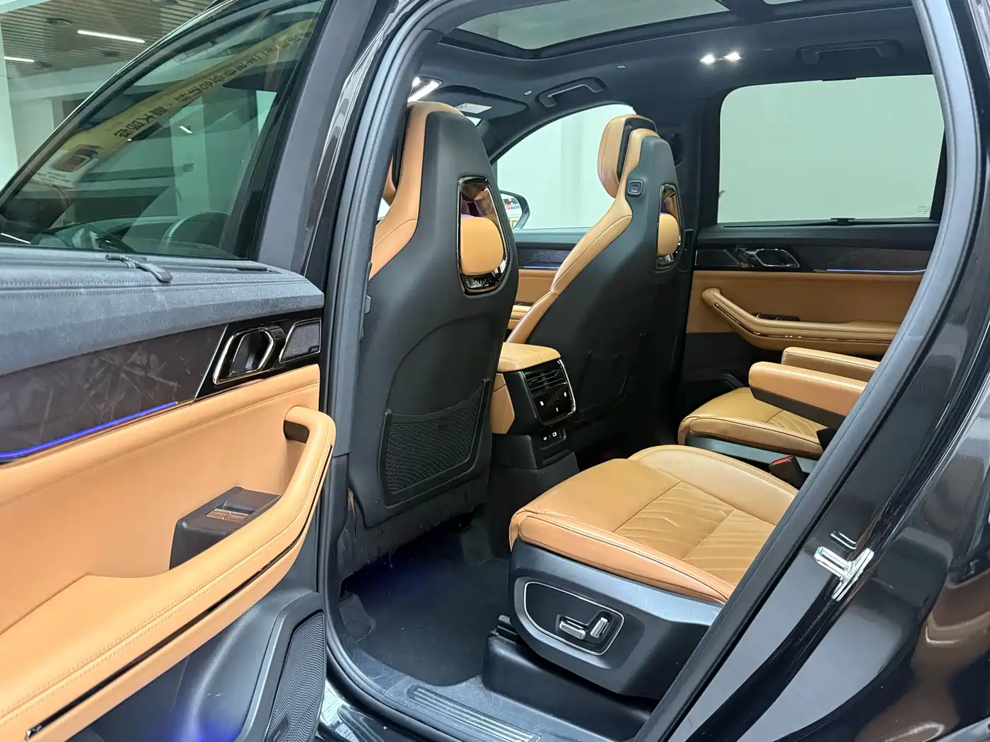 Lynk & Co 09 EM-P 2021 2.0T PHEV Halo 6-seater фото 10