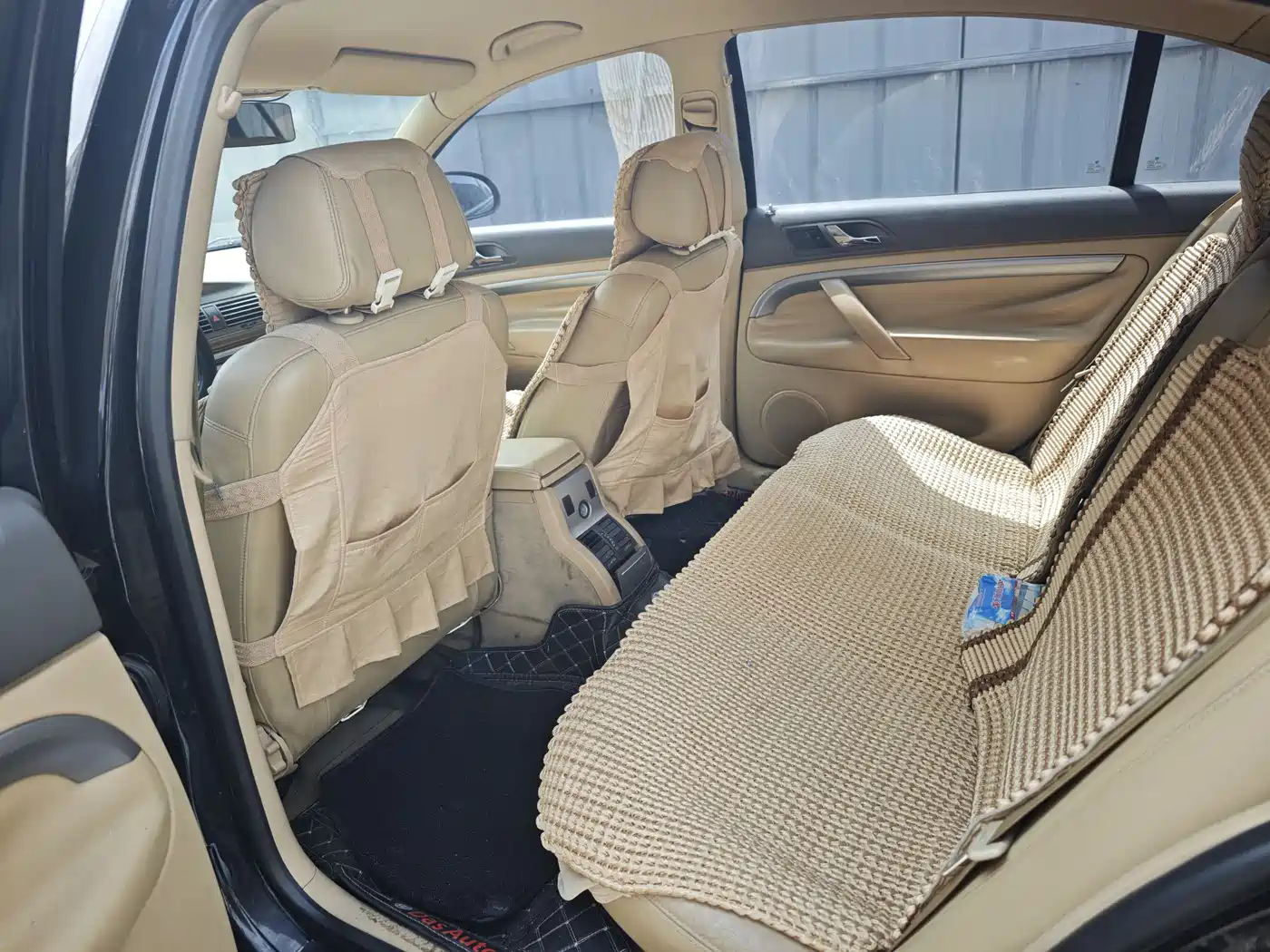 Volkswagen Passat Lingyu 2007 2.0L Manual Standard фото 8