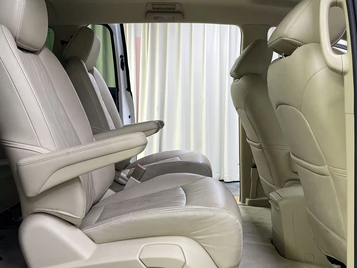 Buick GL8 2023 Land Business Class 652T Luxury фото 22