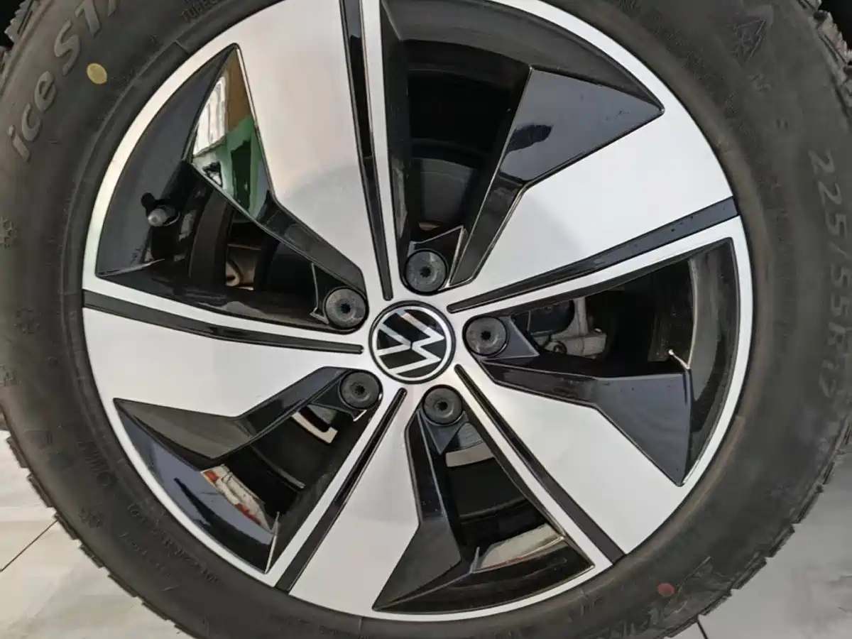 Volkswagen Tharu 2021 Model 280TSI 2WD Luxury Edition фото 8