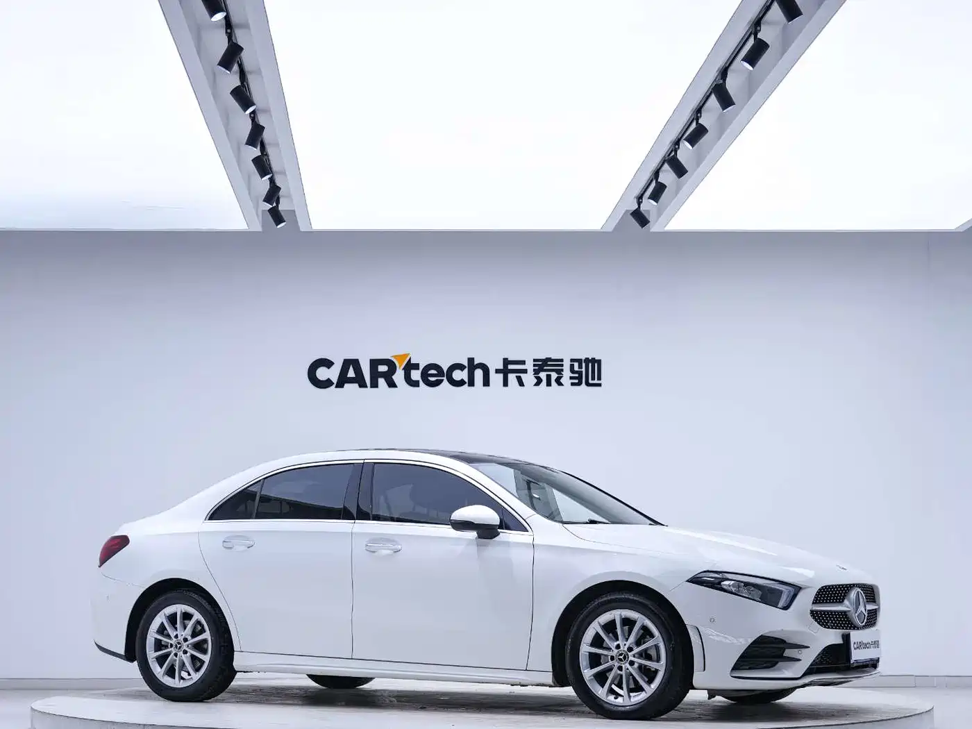 Mercedes-Benz A-Class 2021 A 200 L Sport Sedan Fashion Edition фото 5