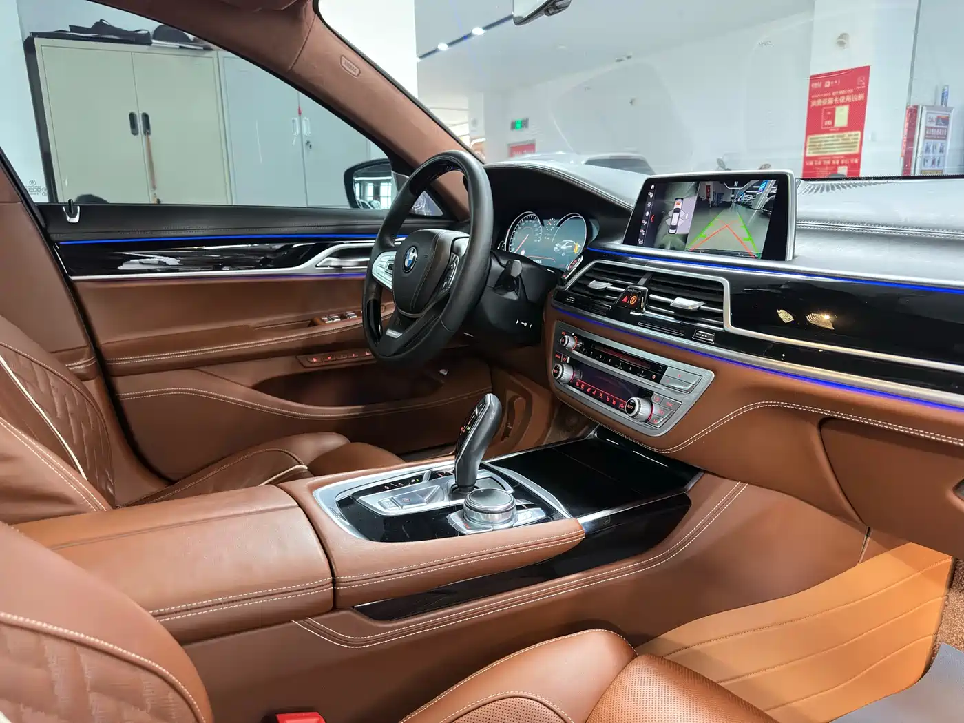 BMW 7 Series 2018 740Li xDrive Premium Type Excellence Package фото 17