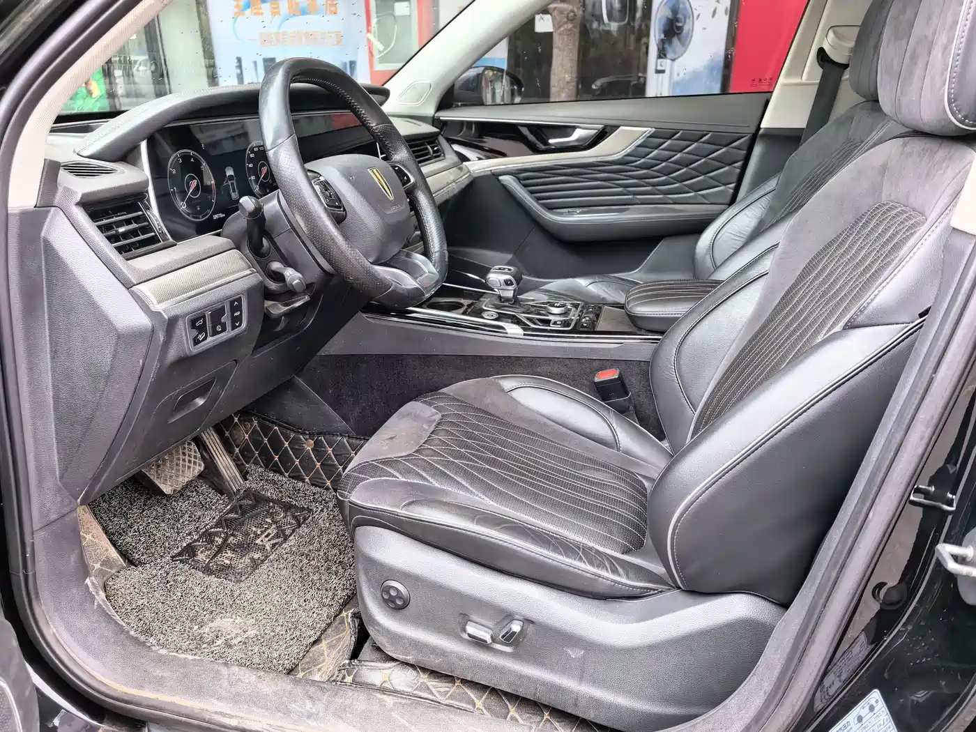 Hongqi HS5 2022 Facelift 2.0T Smart Flag Enjoyment AWD Edition фото 11