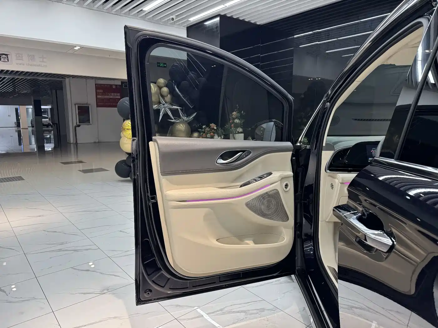 Voyah Auto Voyah Dreamer 2022 Low-carbon Dream+Smart Package фото 10