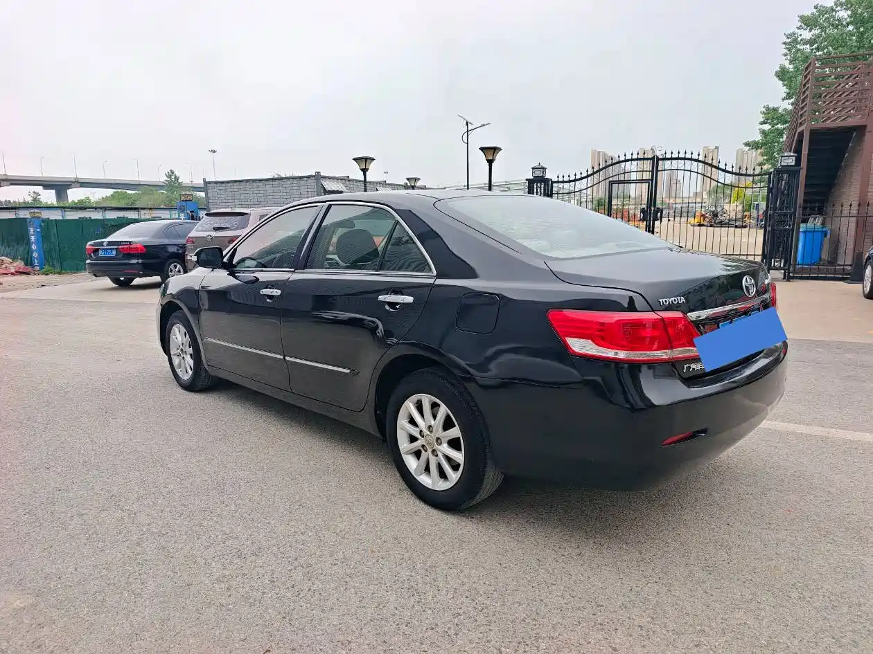 Toyota Camry 2013 200E Classic Elite Edition фото 13