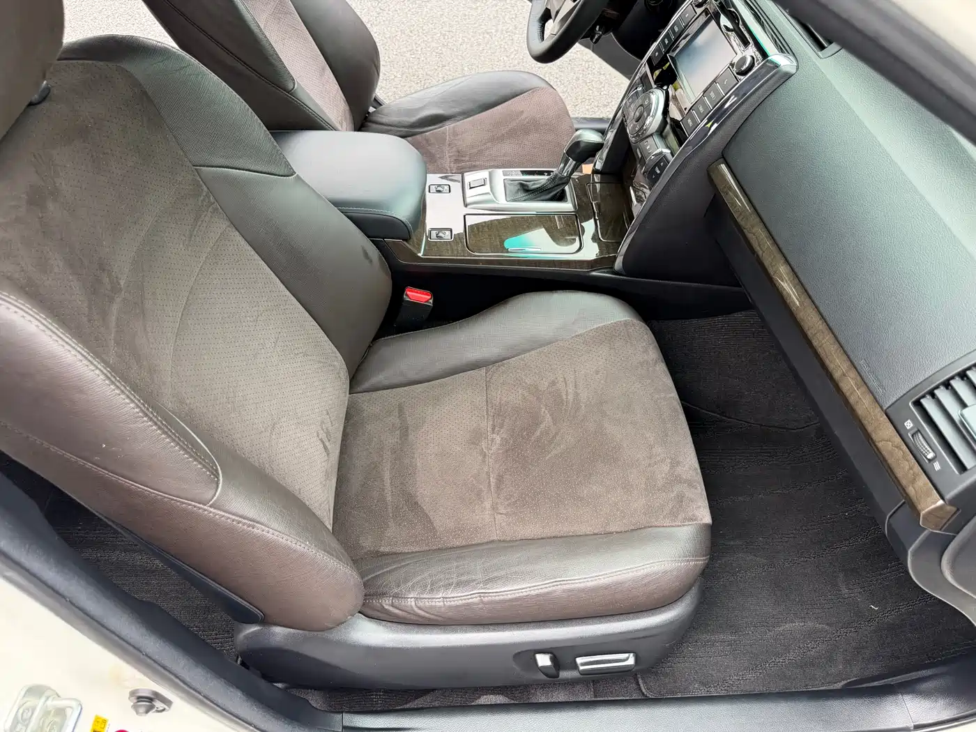 Toyota Reiz 2013 2.5V Premium Edition фото 5