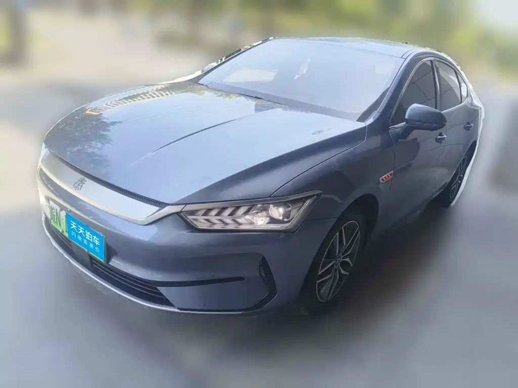 BYD Qin PLUS 2024 Glory Edition EV 420KM Surpass