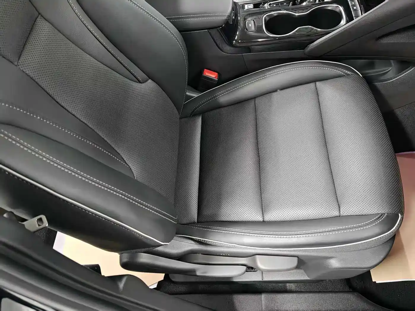 Buick Envision Plus 2021 Envision Plus 652T 5-seater Luxury фото 8