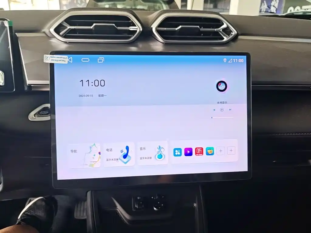 Фото 9 - Dongfeng Aeolus SKY EV01