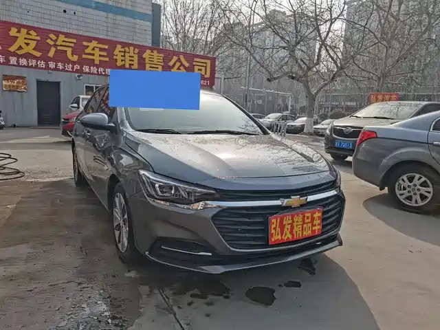 CHEVROLET CRUZE