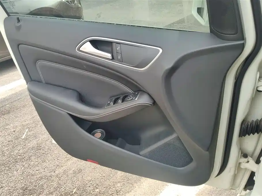 Mercedes-Benz B-Class 2015 B 200 Dynamic фото 7