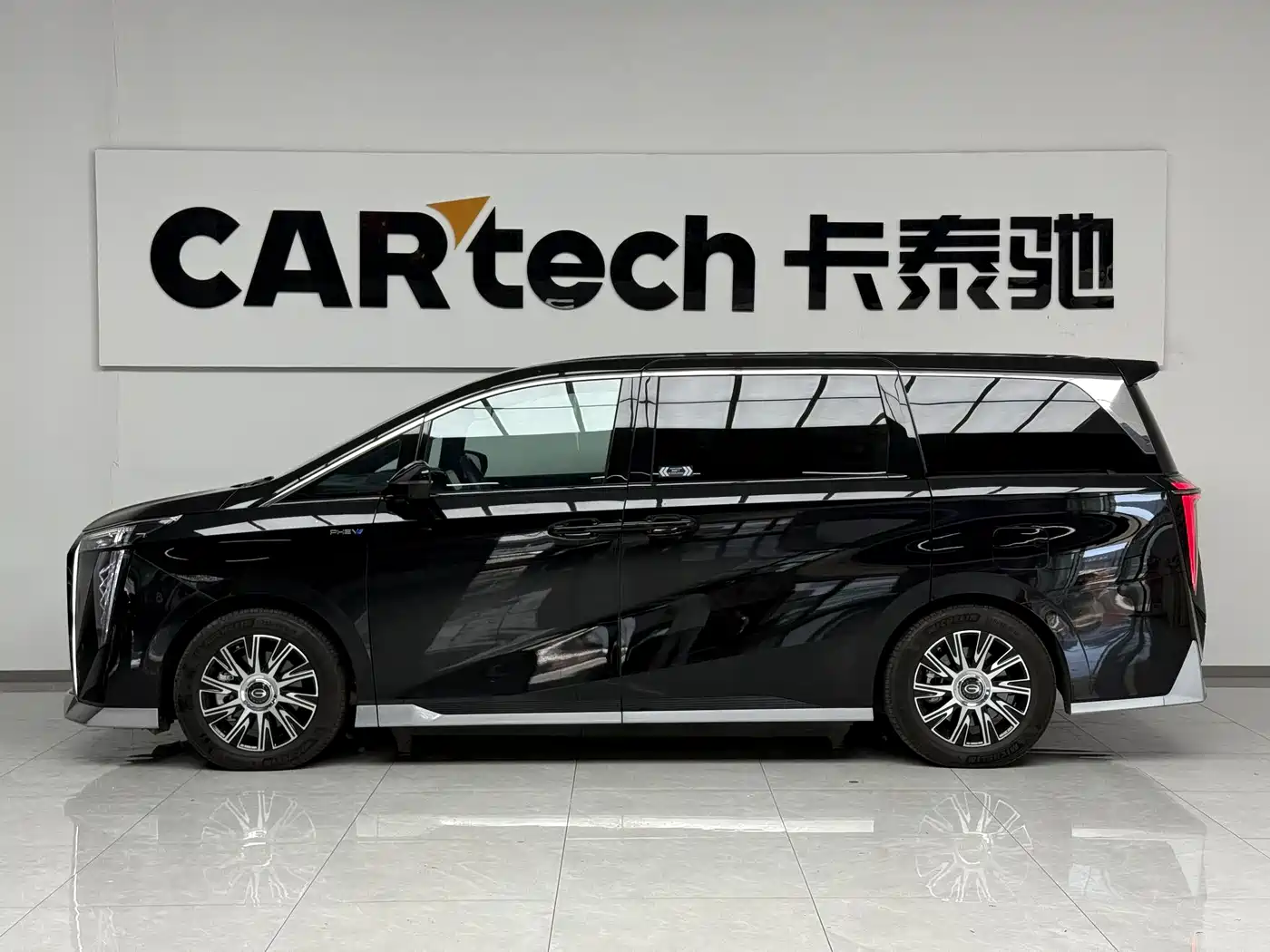 GAC Trumpchi Trumpchi E9 2024 E9 Lunar New Year Edition фото 4