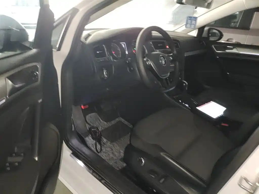 Volkswagen Golf 2019 280TSI DSG Comfort (China V) фото 16