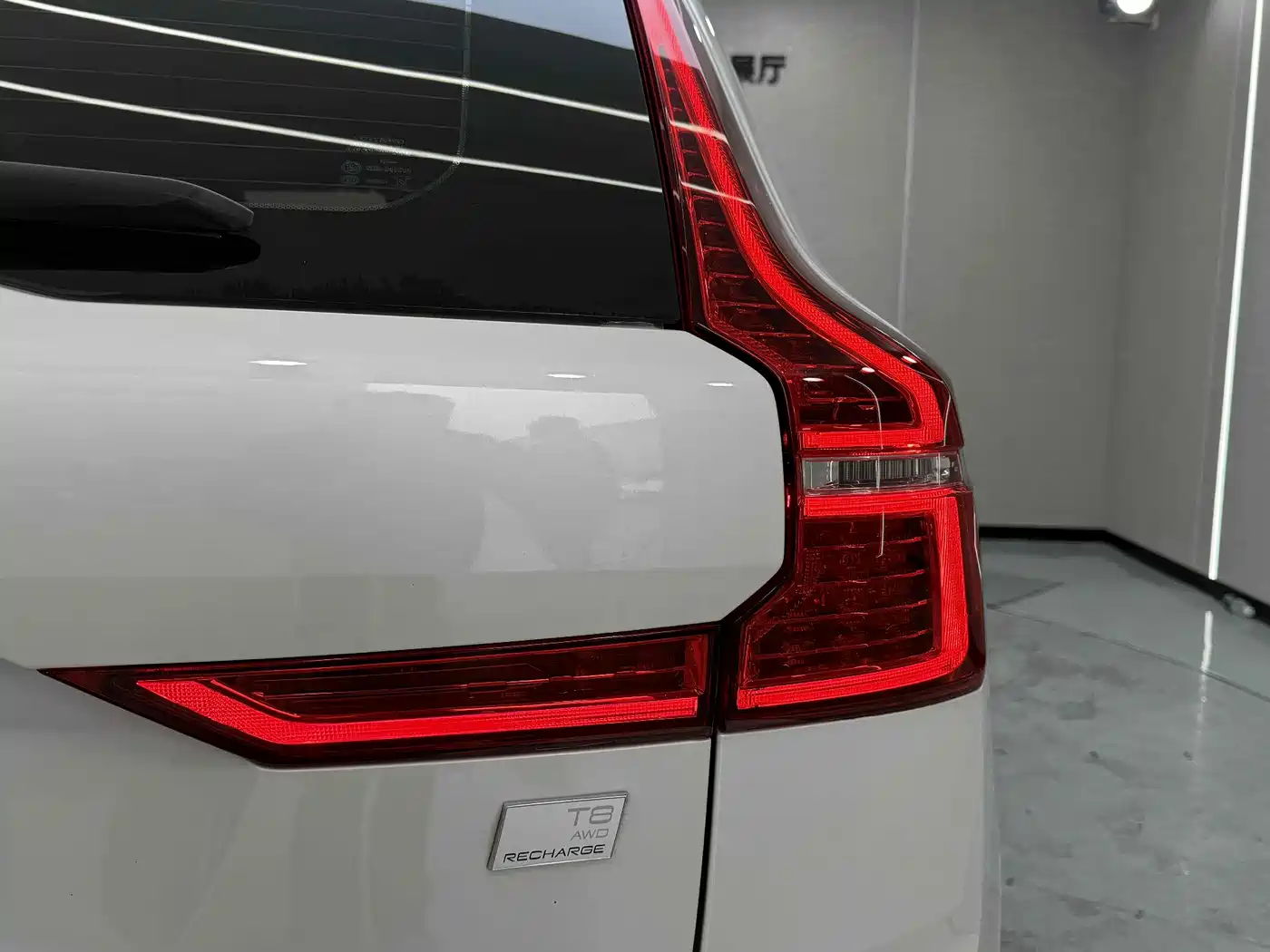 Volvo XC60 Plug-in Hybrid 2024 2024 T8 PHEV Long Range AWD Smart Elite Luxury Edition