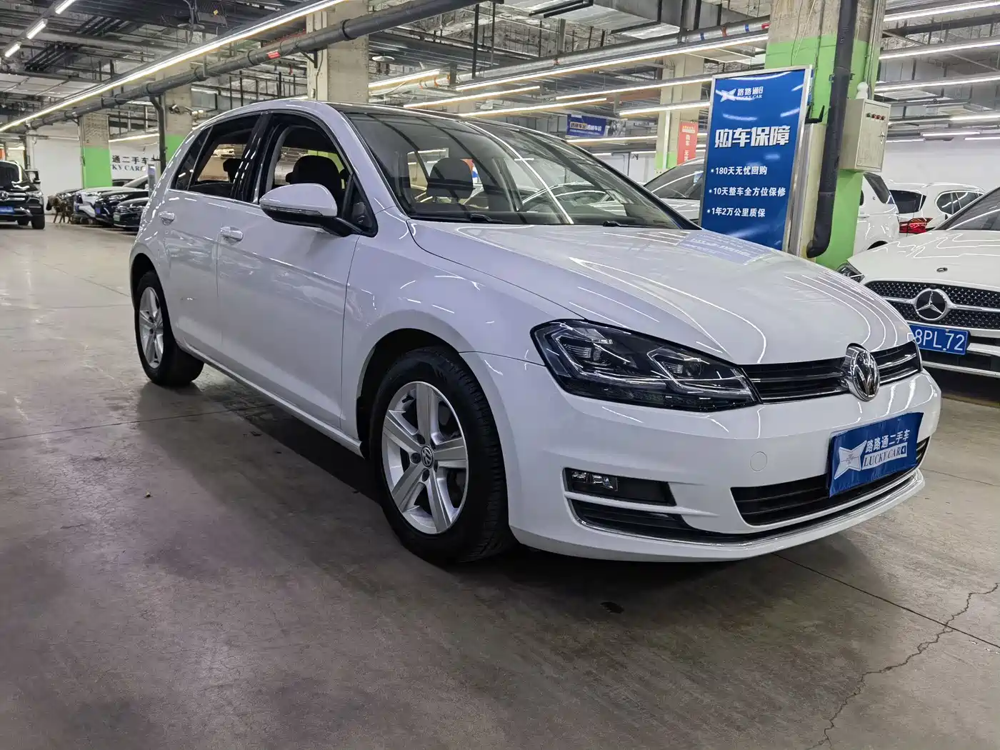 Volkswagen Golf 2016 1.6L Automatic Comfort фото 3